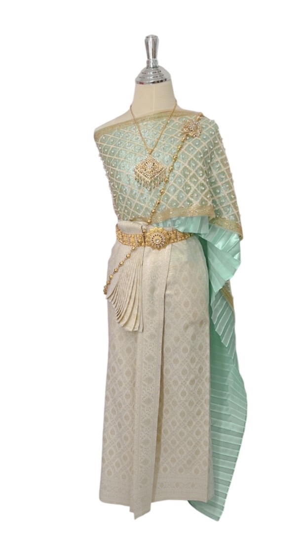 ชุดไทยประยุกต์สีเขียวทอง